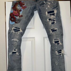 Distressed Smoke Rise Jeans with Dragon Embroidery